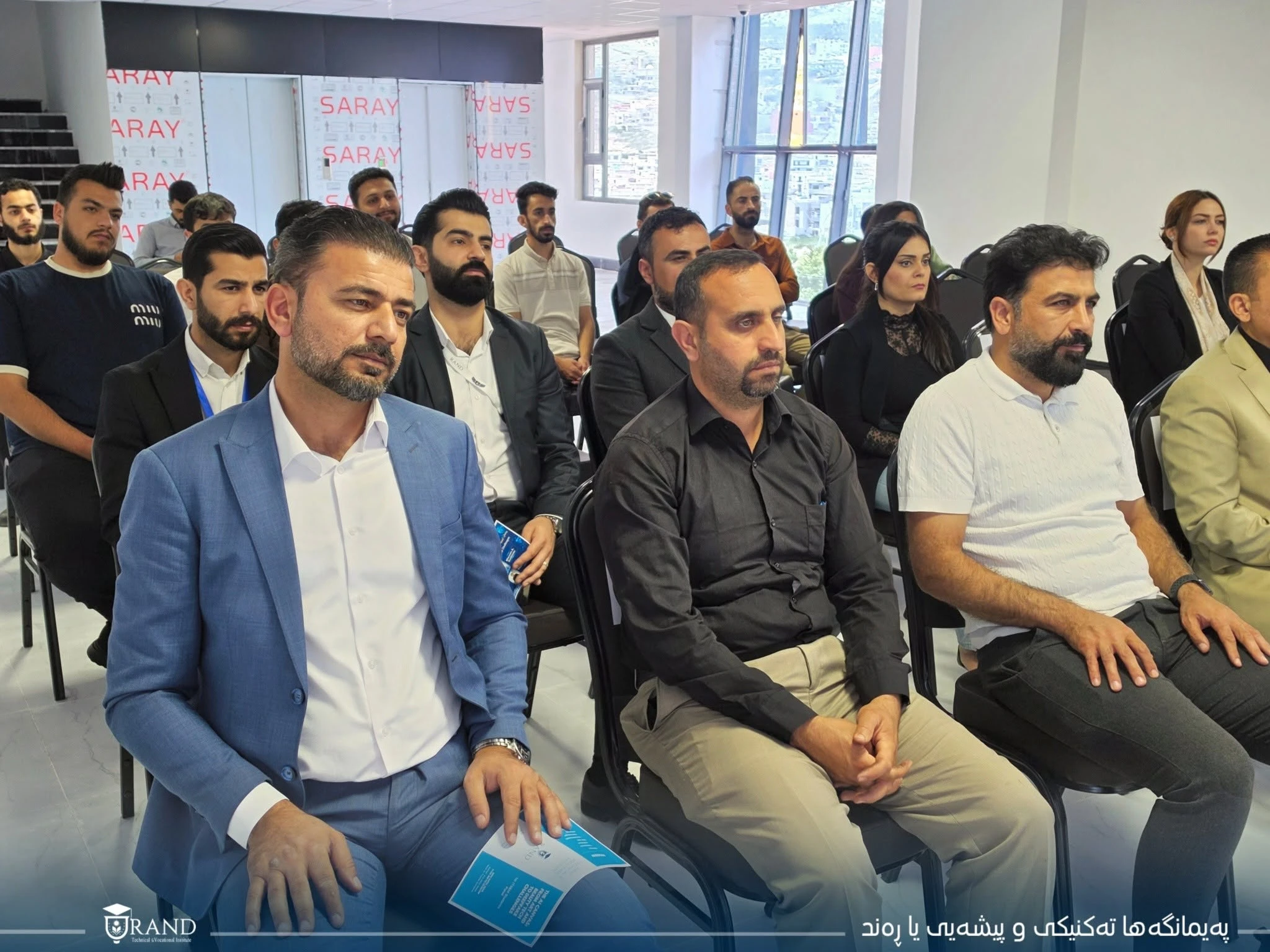 پەیمانگەها تەکنیکی ڕەند پەنەلەکێ زانستی ل سەر ژیرییا دەستکرد و داهێنانێن ساختە (دیپفەیک) ئەنجامدا ئەڤرۆ ڕۆژا ئێکشەمبی، ڕێکەفتی ٢٤ی گولانا ٢٠٢٦ێ، د چارچۆڤێ چالاکیێن زانستی و ڕەوشەنبیری یێن بەردەوام دا، پەیمانگەها تەکنیکی و پیشەییا ڕەند ب بەرهەڤبوونا بەرێزا